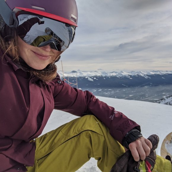 Meet your Posher, Anna - Picture 2 of 4